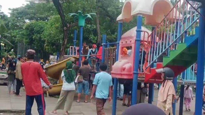Alun-Alun-Lamongan-dibuka-setelah-awal-2023
