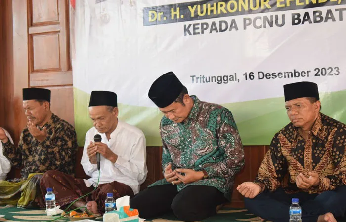 Dukung Mobilisasi PCNU Babat, Pemerintah Kabupaten Lamongan Serahkan 1 Unit Mobil