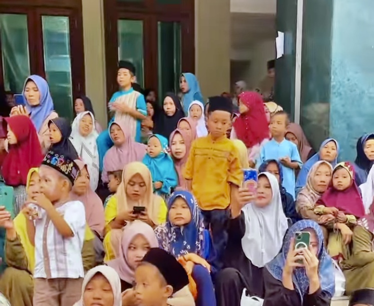 Melanjutkan Safari Ramadanya, Bupati Lamongan Sampaikan Program Pembangunan Rumah Sakit Di Brondong