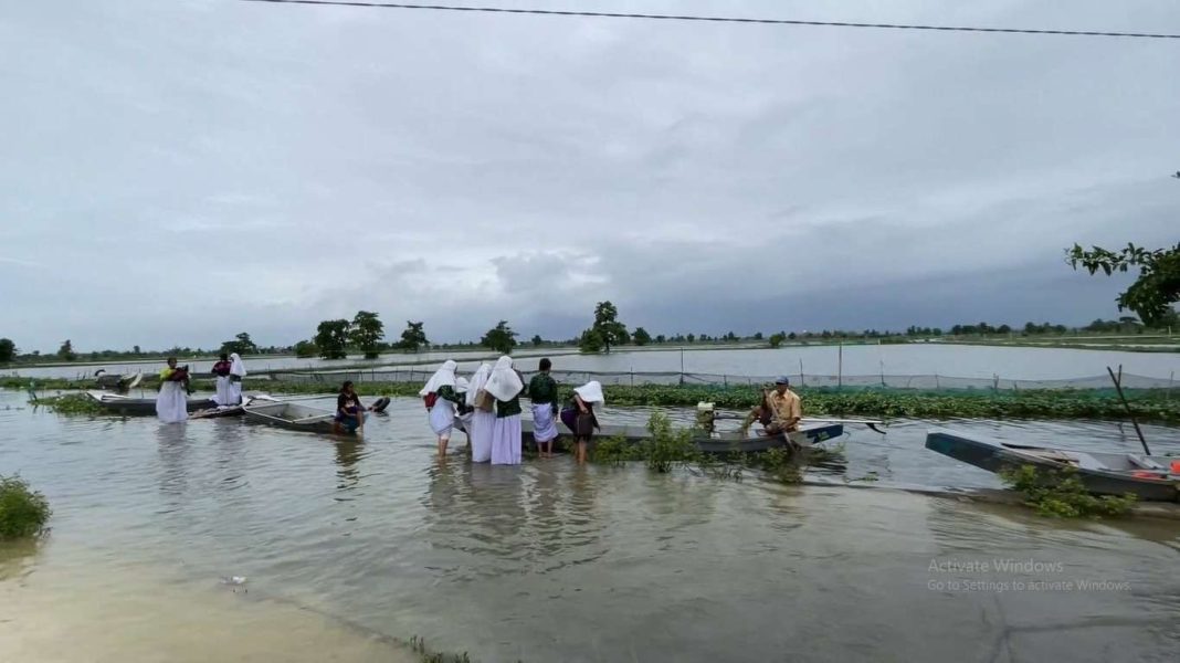 Air di Sungai Bengawan Jero Meluap, Sebabkan Aktivitas Warga Terganggu