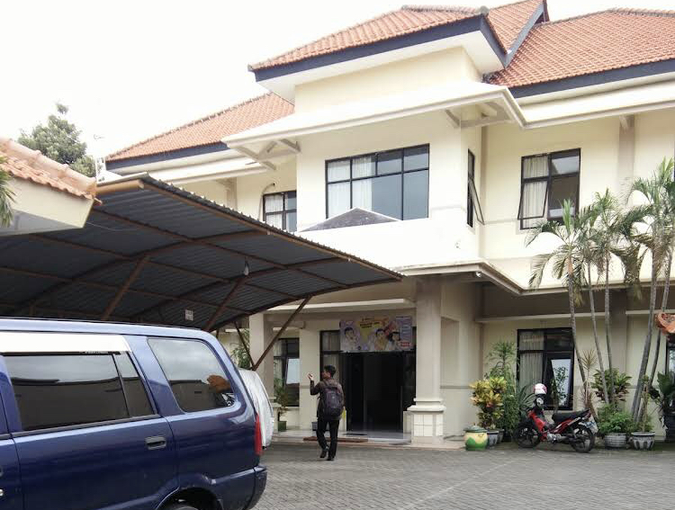 Empat Warga Lamongan Termasuk WNI yang Dievakuasi dari Iran