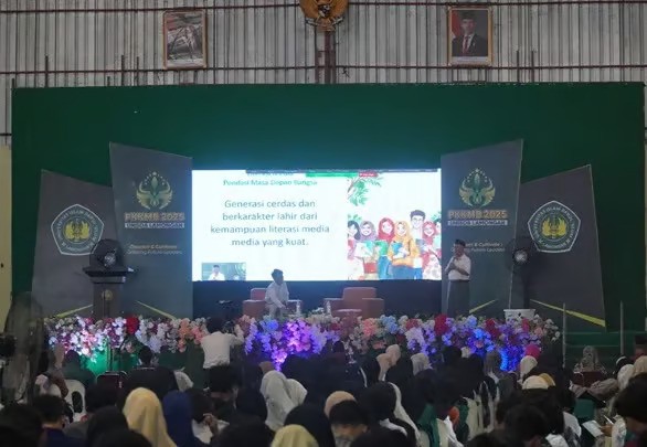 Literasi Media UNISDA Lamongan