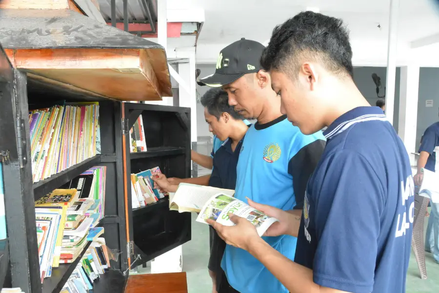 Revolusi Literasi dari Balik Jeruji: Gerobak Baca Lapas Lamongan Jadi Oase Ilmu, Bukti Pembinaan Humanis dan Berbasis Harapan