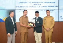 Inovasi Pemkab Lamongan & Unusa: Riset Kampus Bukan Pajangan! Bupati Lamongan Yuhronur Efendi dan Rektor Unusa Tri Yogi Yuwono sepakat mendorong inovasi taktis untuk pembangunan daerah.