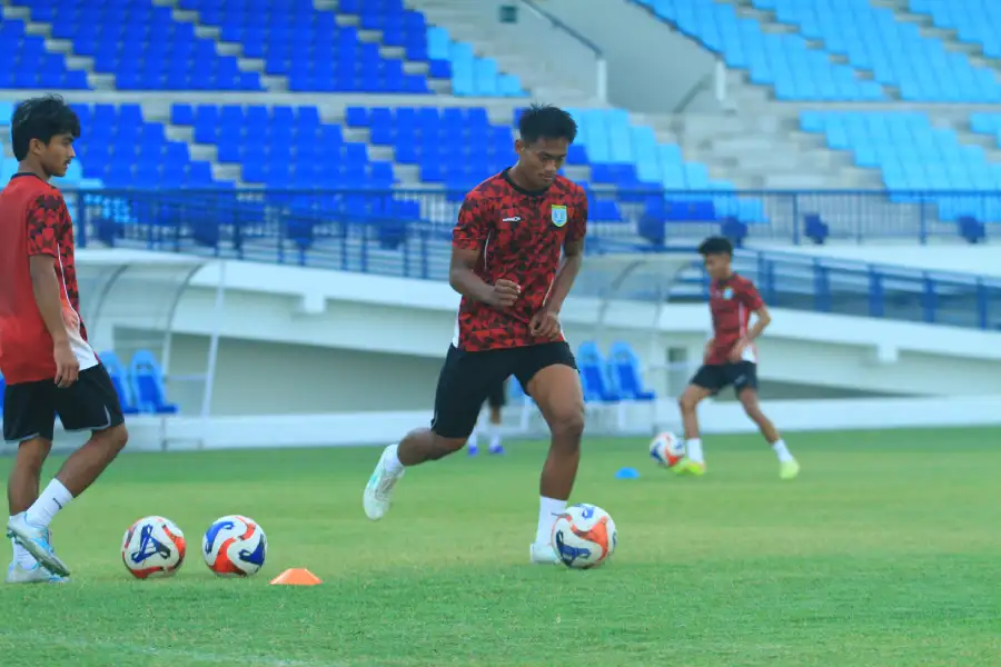 Akademi Persela Lamongan Promosikan 2 Bintang Muda